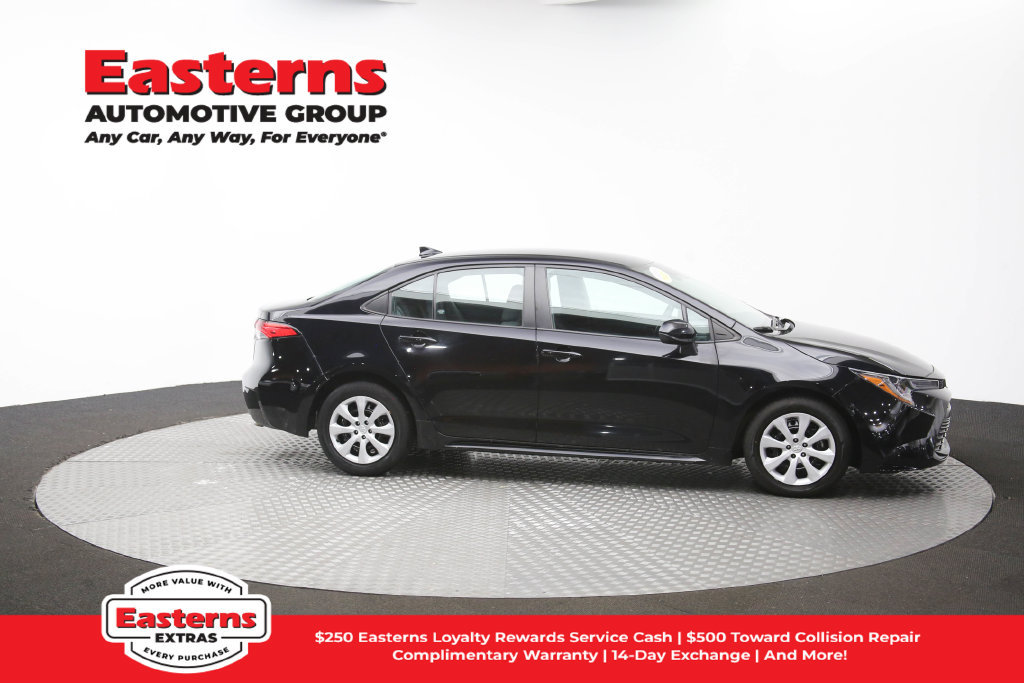 Used 2024 Toyota Corolla LE FWD image 45