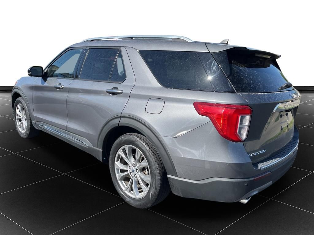 Used 2021 Ford Explorer Limited w/ Equipment Group 301A RWD image 3
