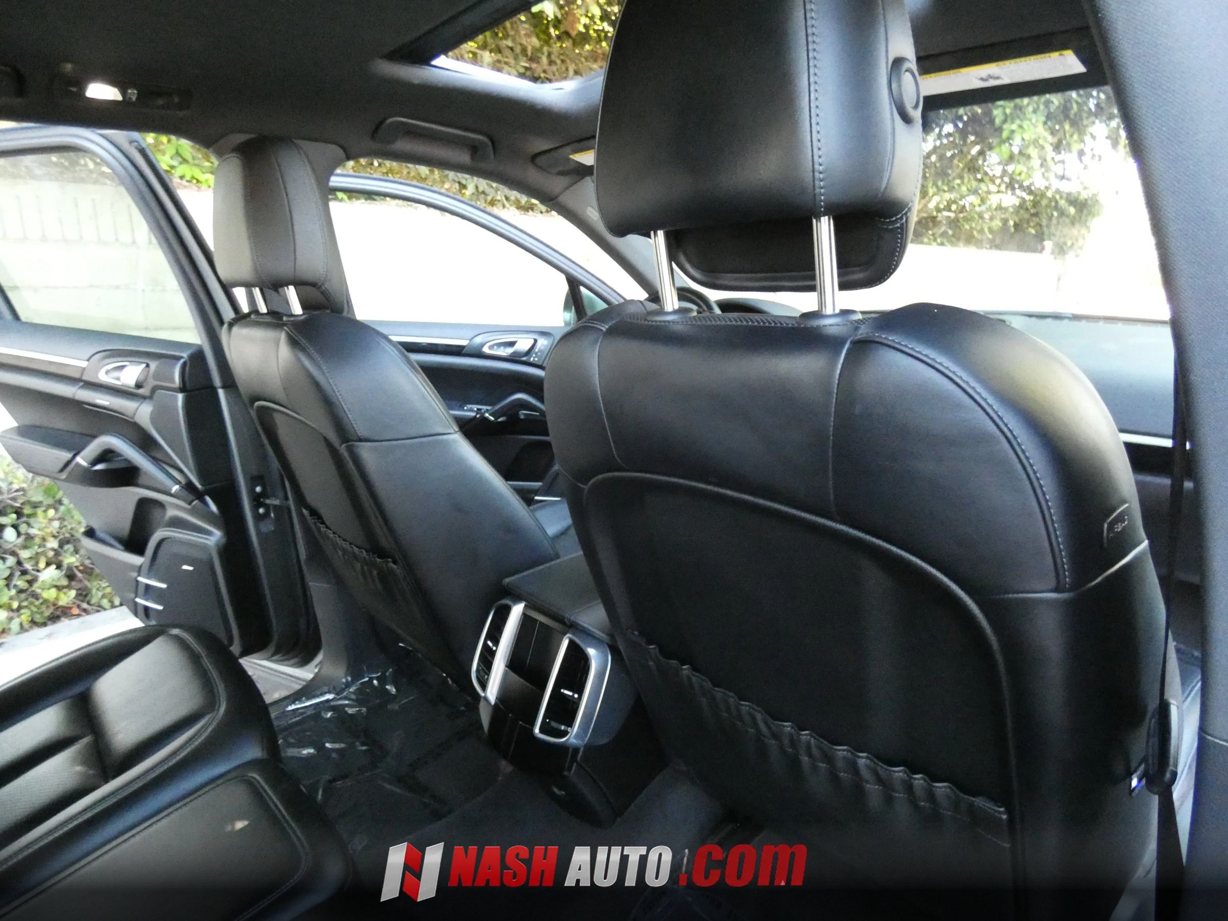 Used 2018 Porsche Cayenne AWD/4WD image 38