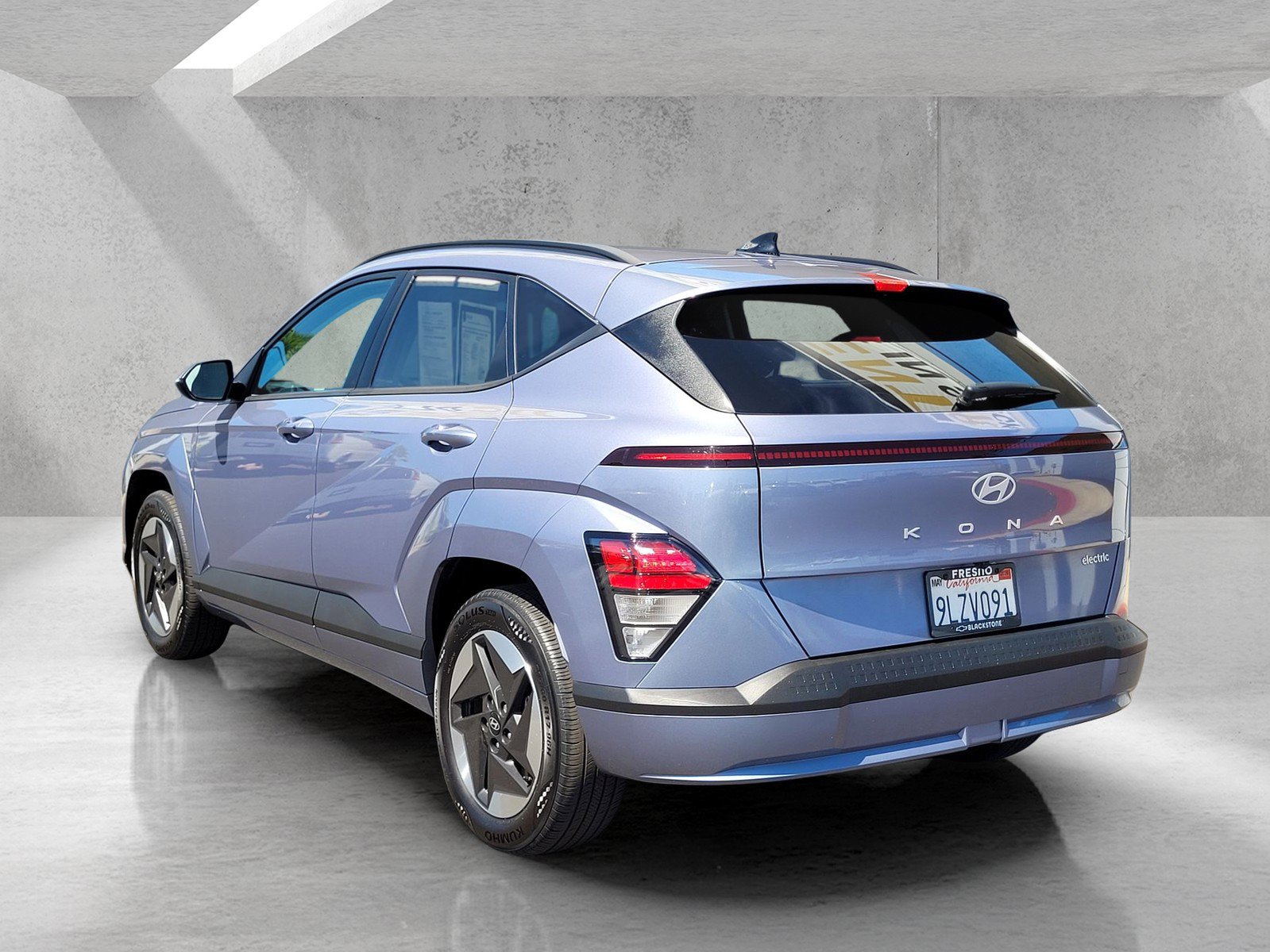 Used 2024 Hyundai Kona SEL FWD image 6