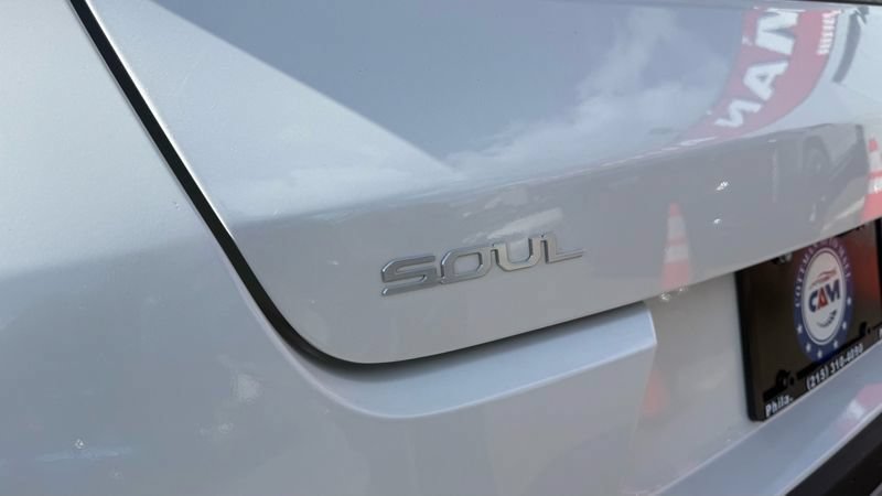 Used 2023 Kia Soul LX w/ LX Technology Package FWD image 54