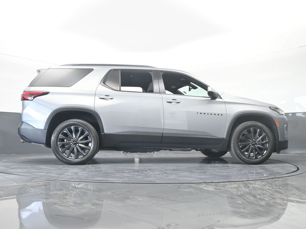 Used 2023 Chevrolet Traverse RS image 70