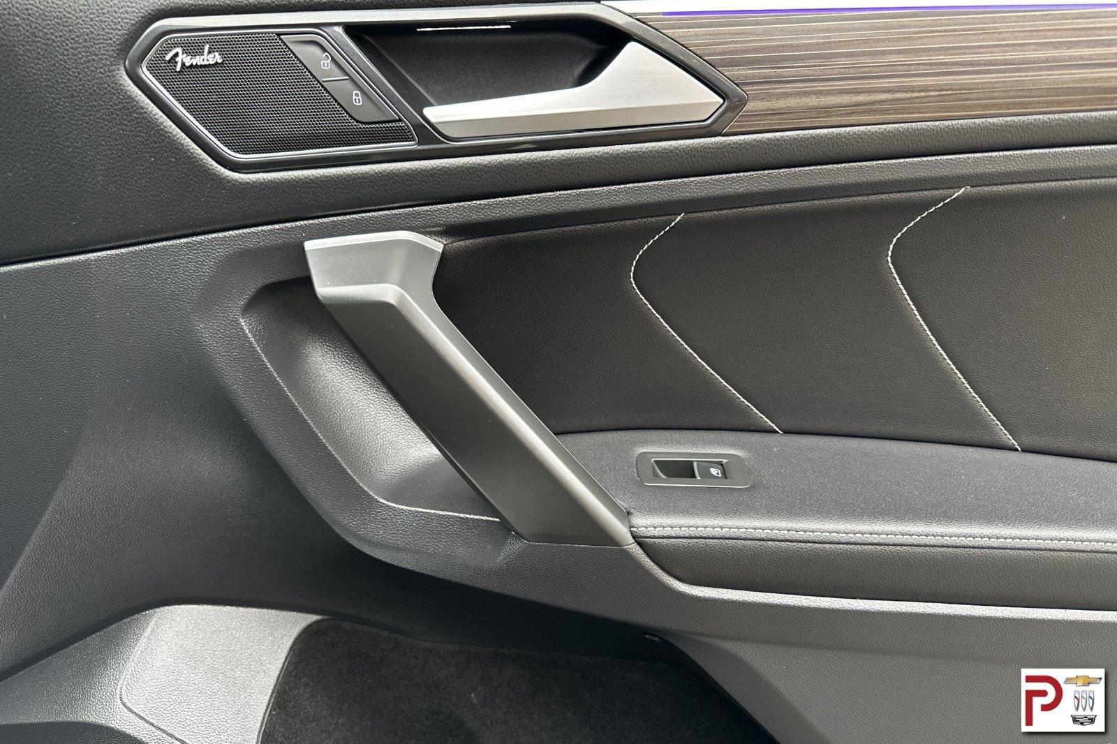 Used 2024 Volkswagen Tiguan SEL R-Line image 22