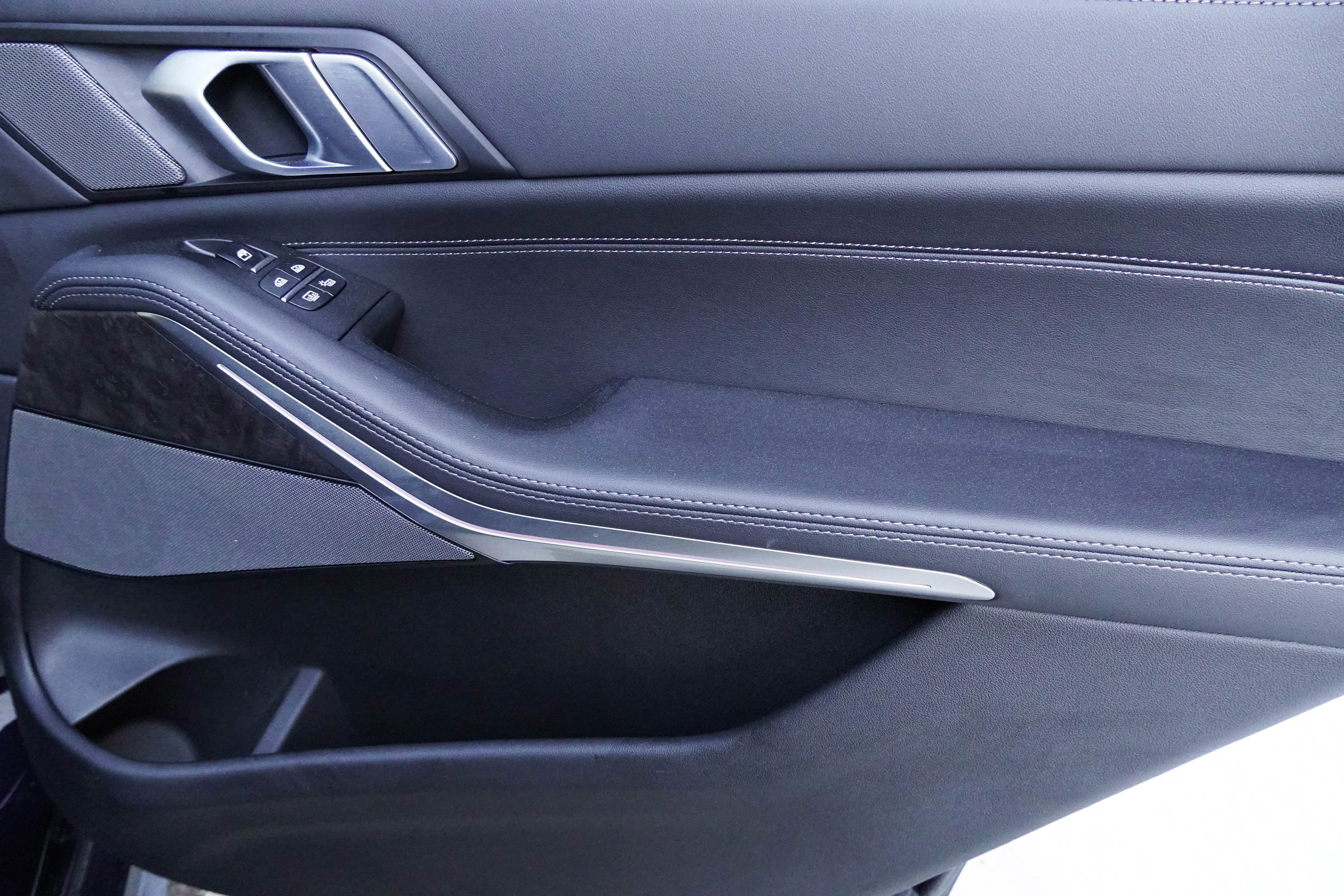 Certified 2026 BMW X7 xDrive40i w/ M Sport Package image 34