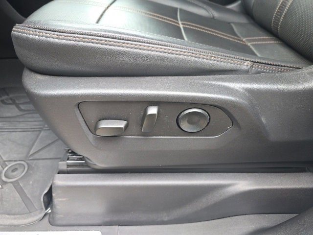 Used 2024 Chevrolet Silverado 1500 High Country image 16