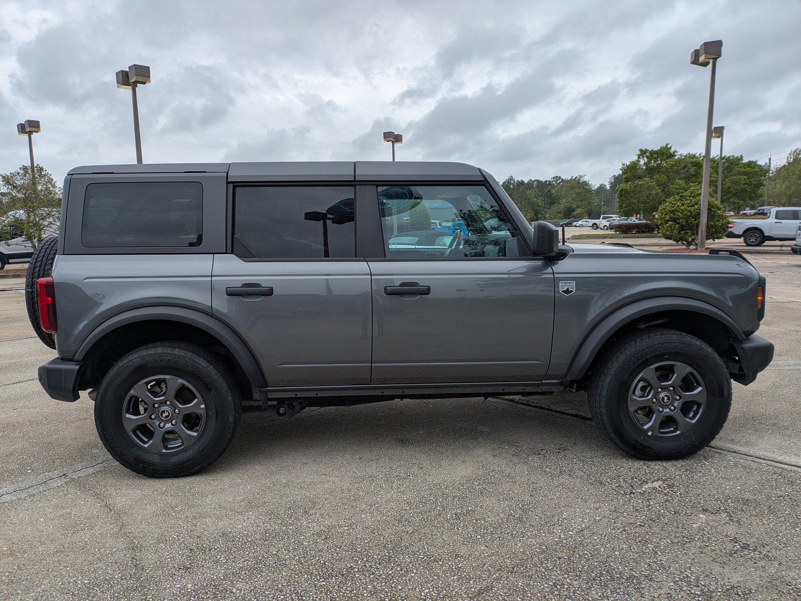 Used 2025 Ford Bronco Big Bend image 3