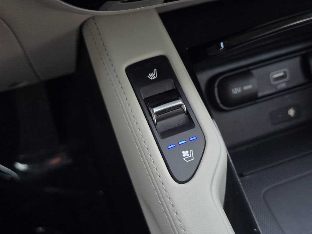 Used 2022 Kia Telluride EX w/ EX Premium Package AWD/4WD image 22