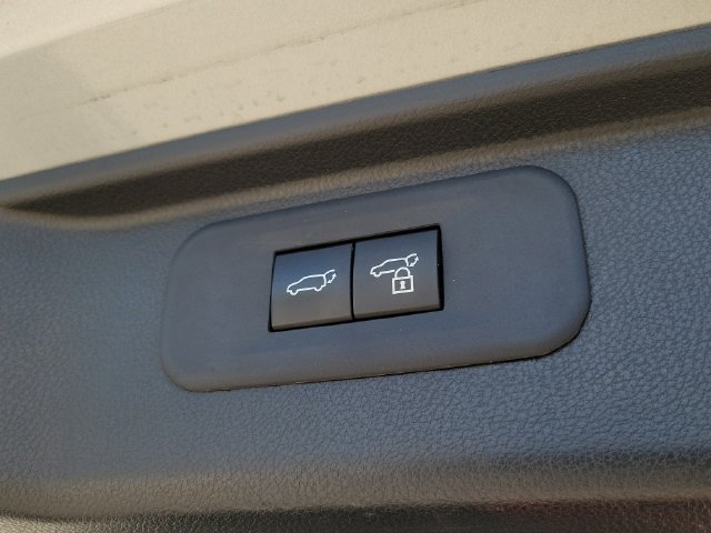 Used 2024 Toyota Grand Highlander AWD image 12