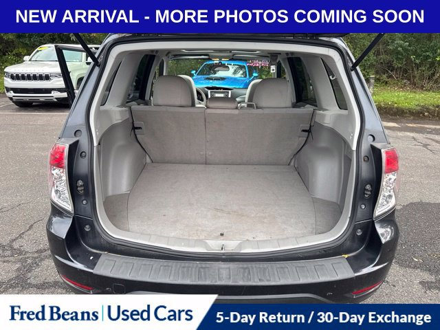 Used 2011 Subaru Forester 2.5X Premium w/ All-Weather Pkg AWD/4WD image 11