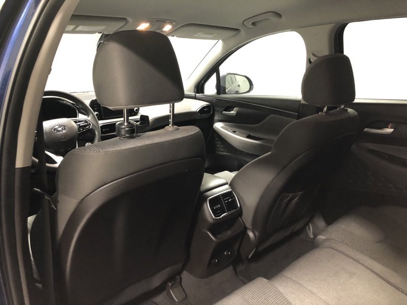 Used 2019 Hyundai Santa Fe SEL image 16
