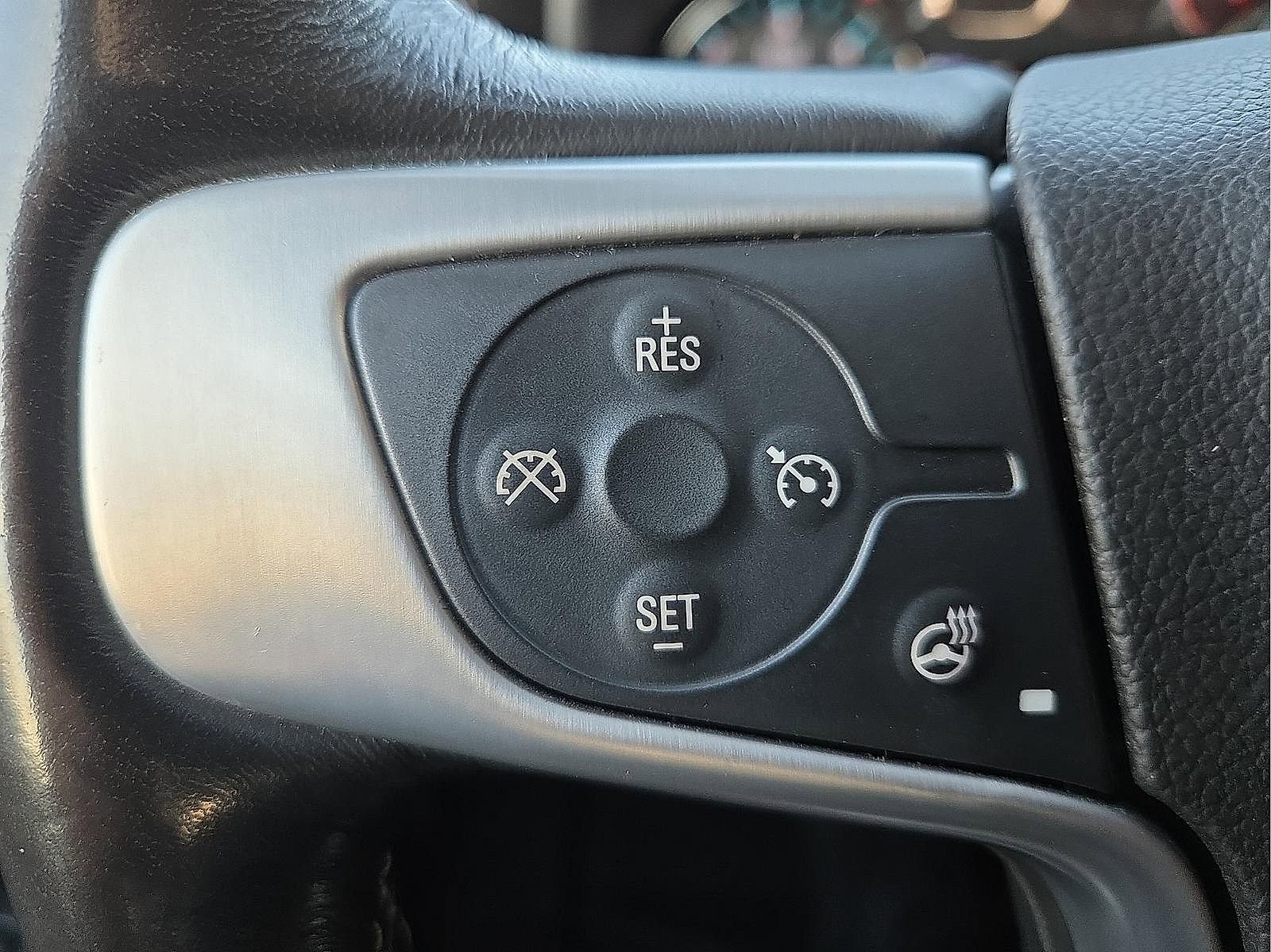 Used 2018 GMC Sierra 1500 SLT w/ SLT Premium Package image 19