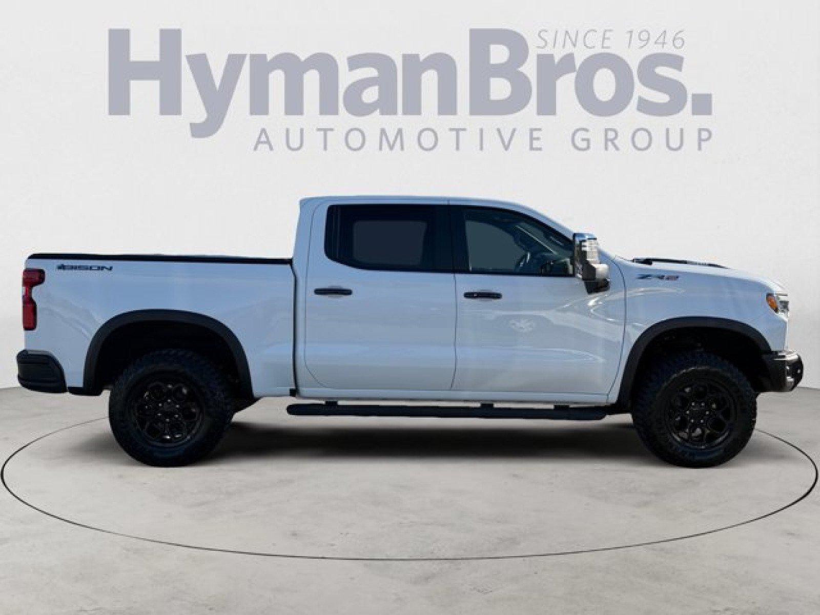 Used 2024 Chevrolet Silverado 1500 ZR2 w/ ZR2 Bison Edition AWD/4WD image 2
