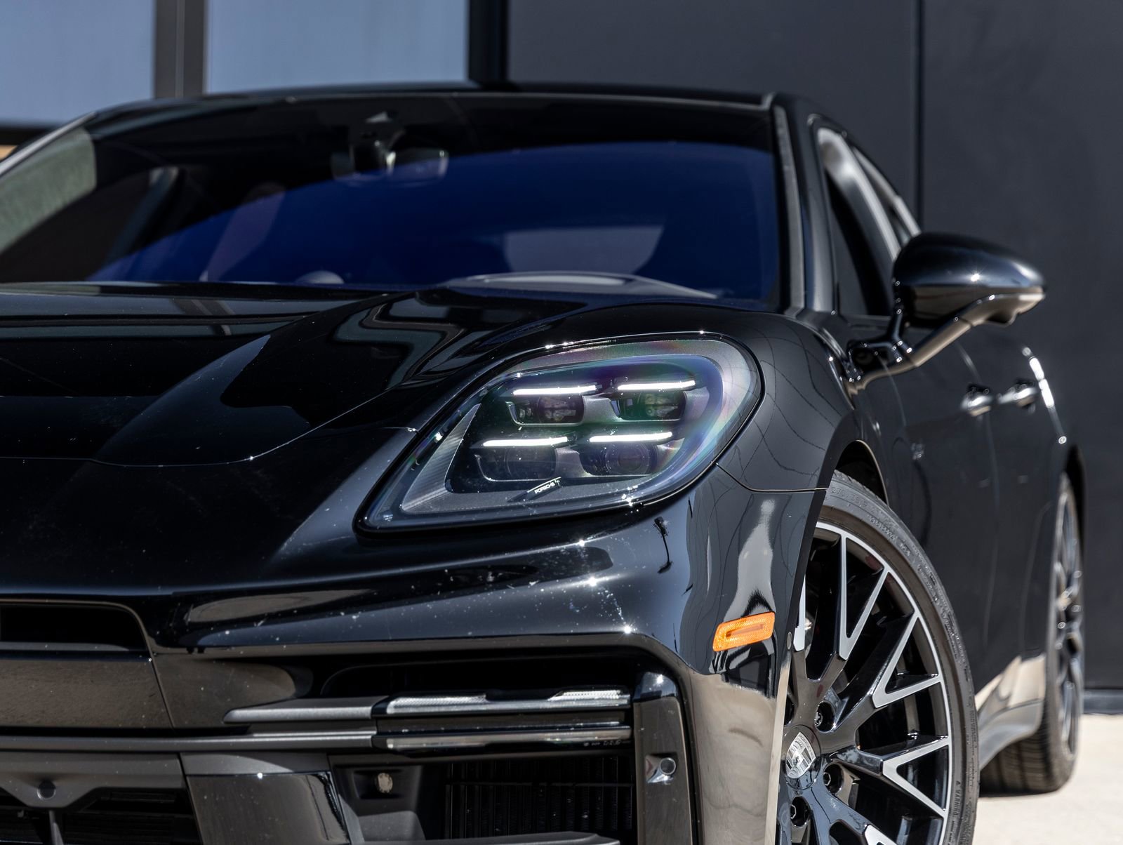 Used 2025 Porsche Panamera Turbo image 15