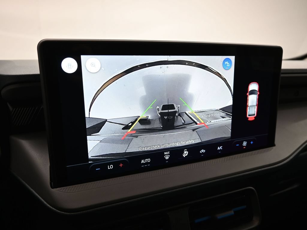 New 2026 Ford Maverick Lobo AWD/4WD image 15