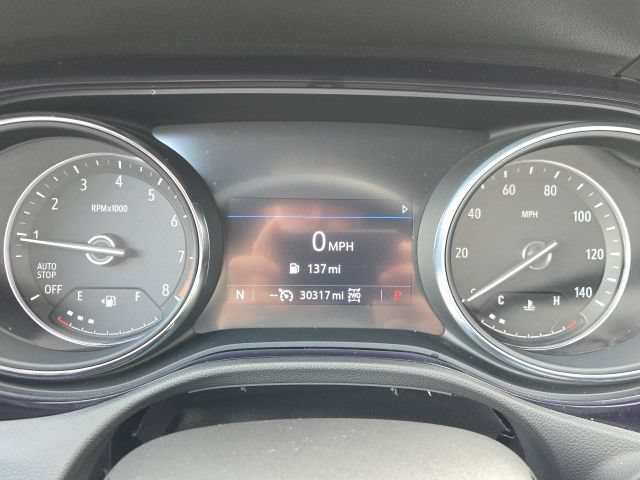 Used 2022 Buick Encore GX Essence w/ Experience Buick Package AWD/4WD image 13