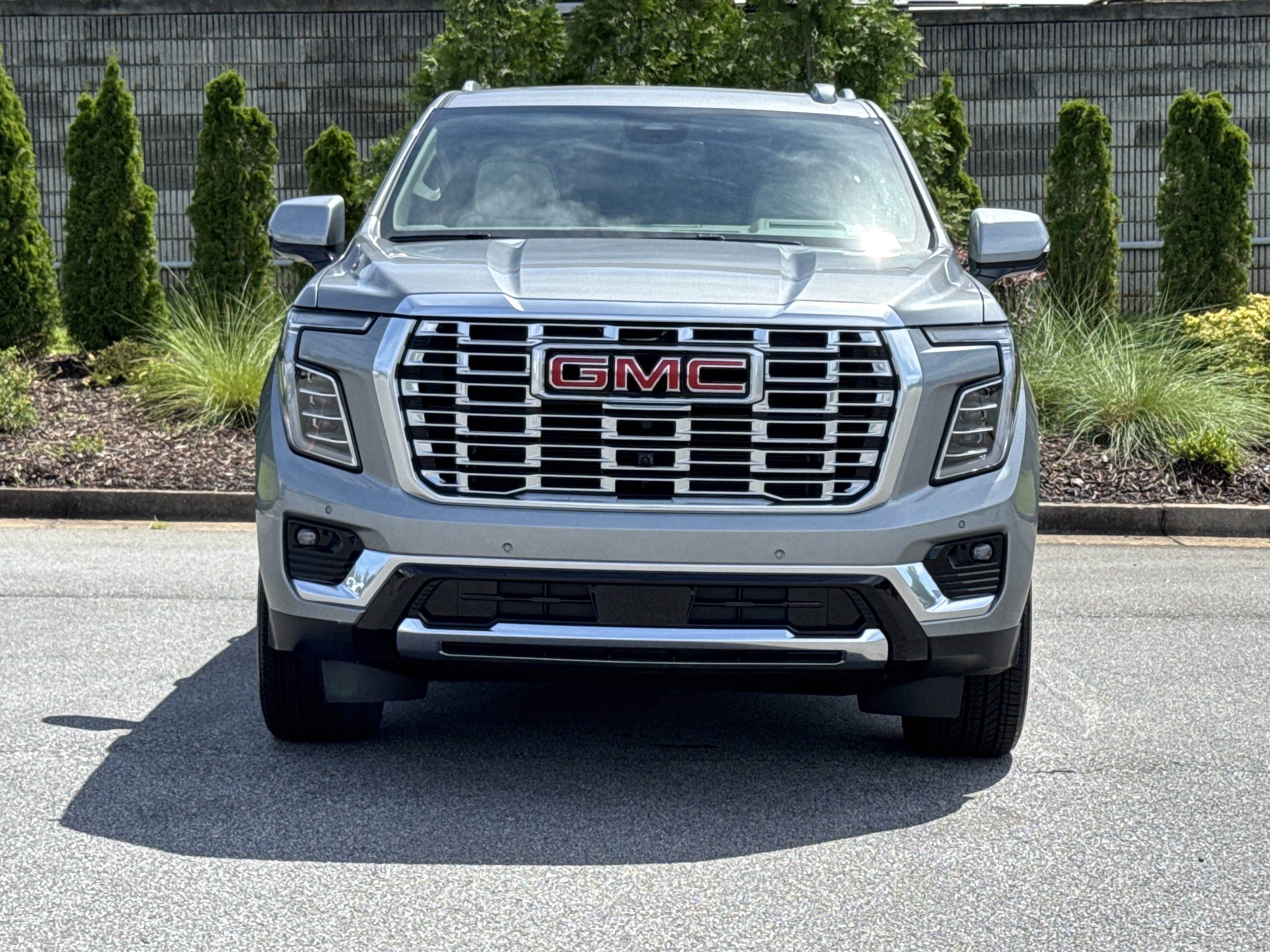 New 2026 GMC Yukon Denali w/ Sun & Power Step Package AWD/4WD image 3