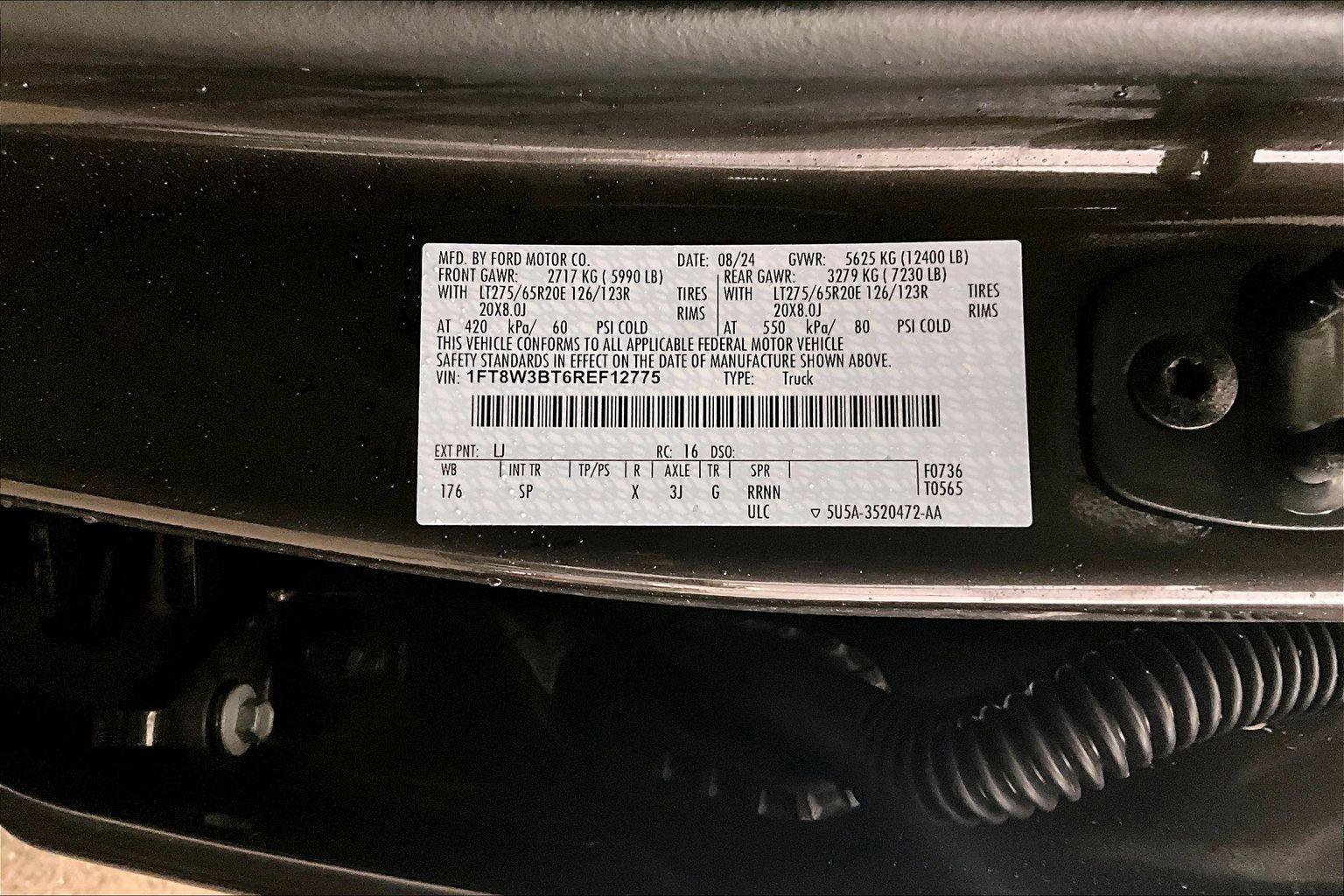 Used 2024 Ford F350 King Ranch w/ Chrome Package image 33