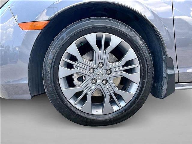 Used 2025 Honda Odyssey Touring image 10