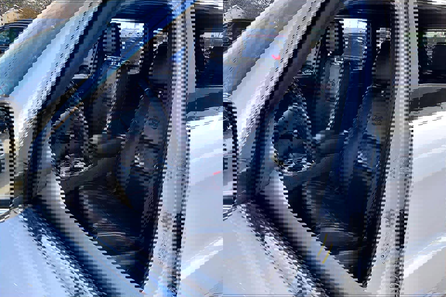 Used 2019 Jeep Grand Cherokee Overland image 8