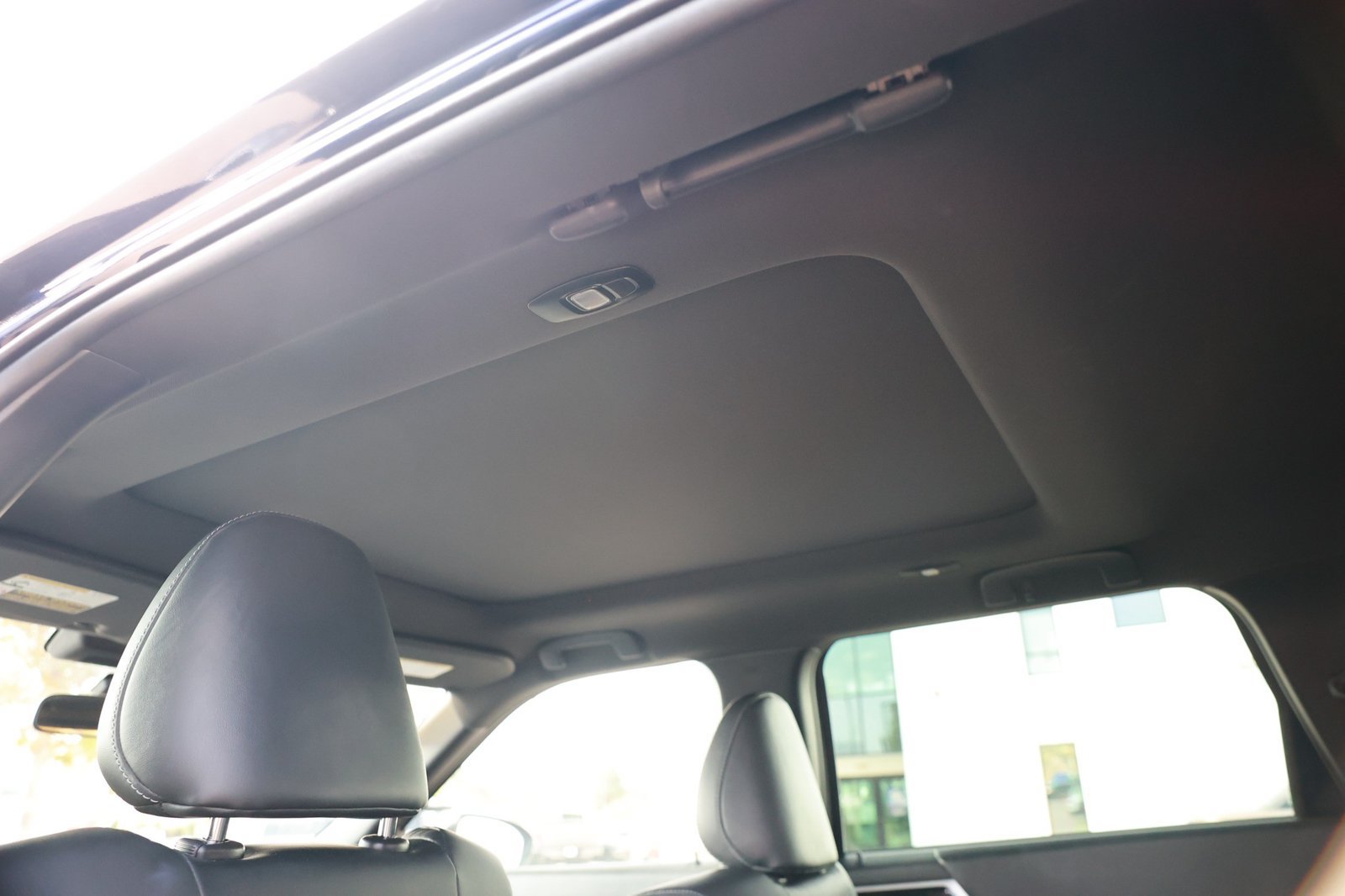 Used 2022 Mitsubishi Outlander SE FWD image 34