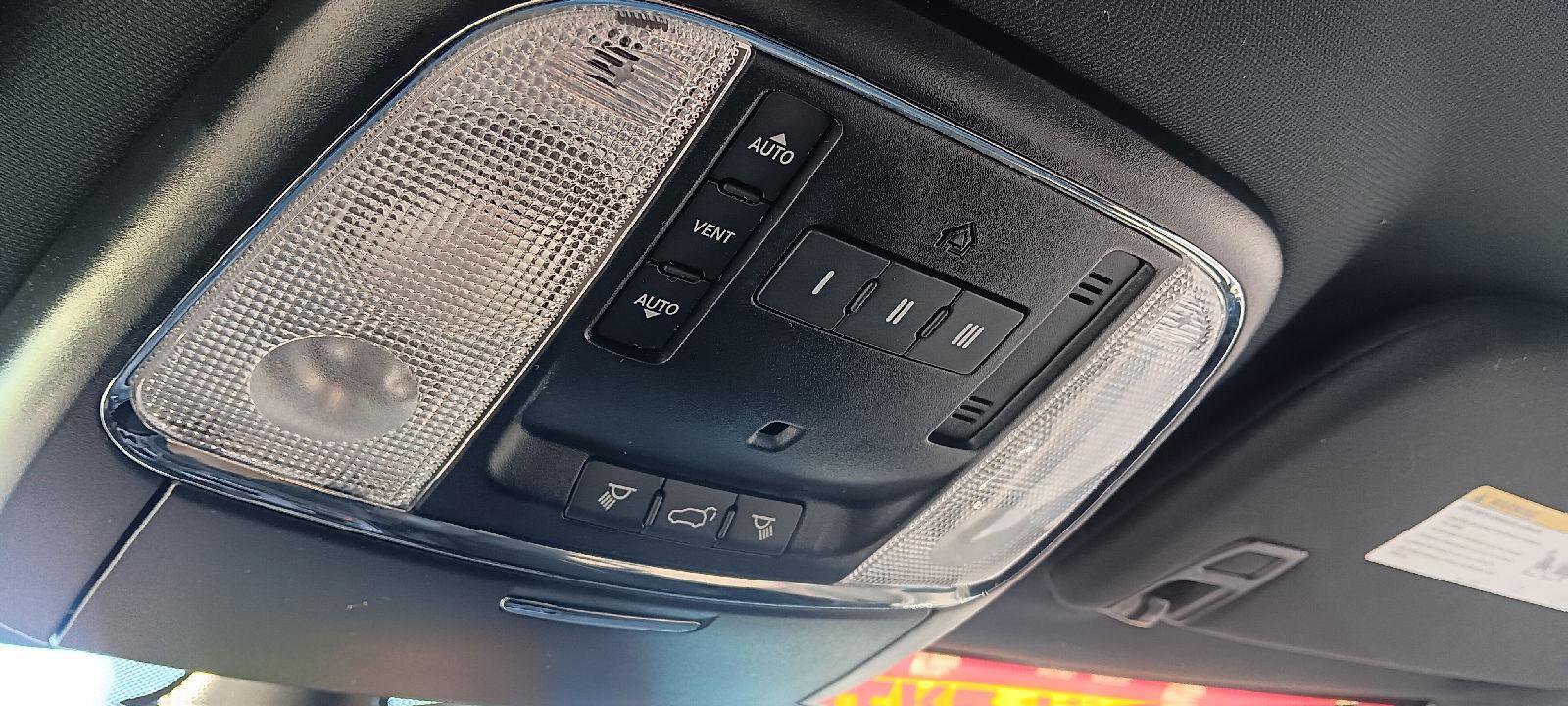 Used 2021 Jeep Grand Cherokee Trailhawk w/ Premium Lighting Group image 21