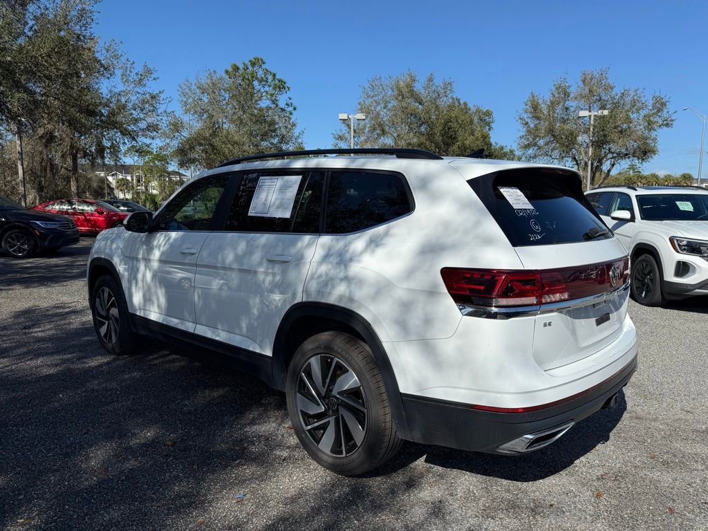 Used 2024 Volkswagen Atlas SE image 14