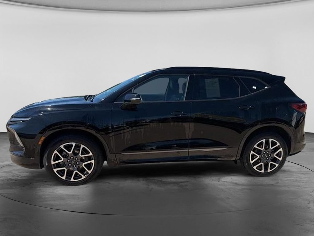 Used 2025 Chevrolet Blazer RS AWD/4WD image 5