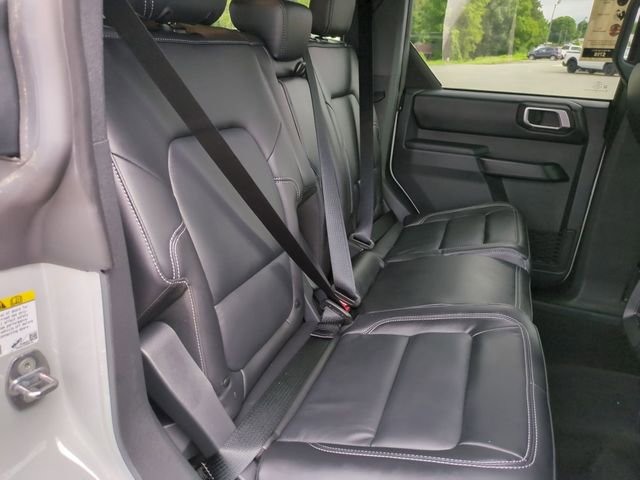 New 2026 Ford Bronco Outer Banks w/ Sasquatch Package AWD/4WD image 32