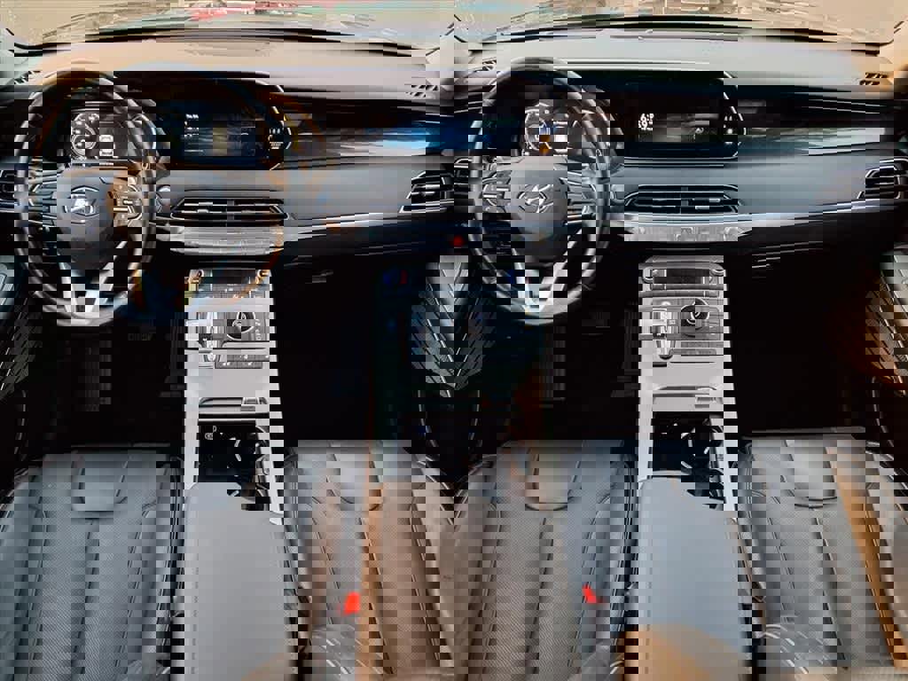 Used 2022 Hyundai Palisade Limited w/ Cargo Package image 13