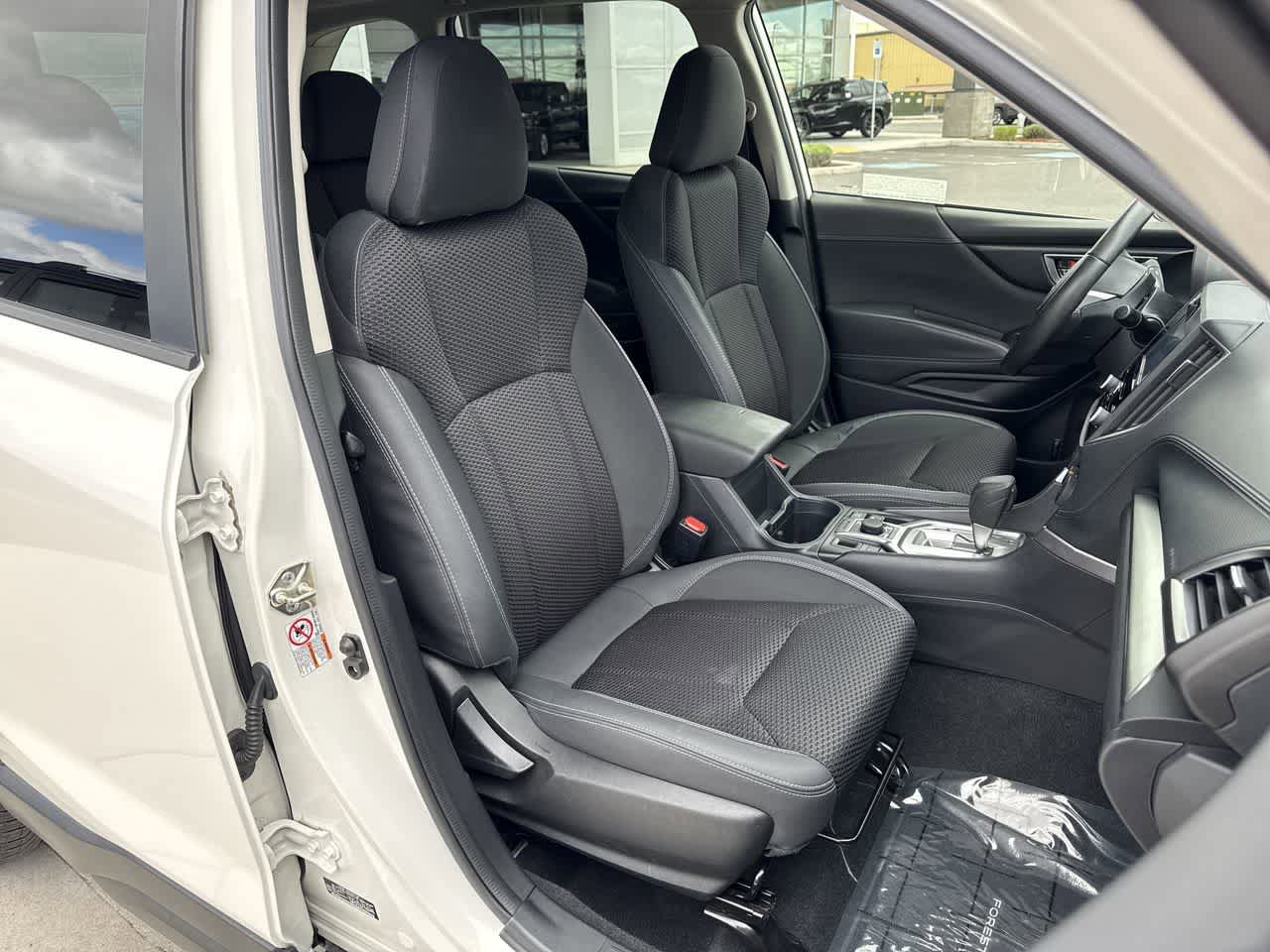 Used 2019 Subaru Forester Premium AWD/4WD image 14