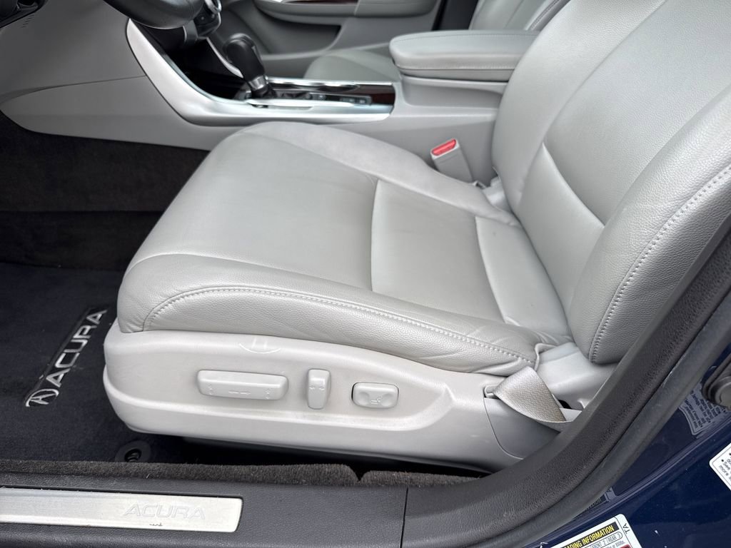 Used 2015 Acura TLX FWD image 13