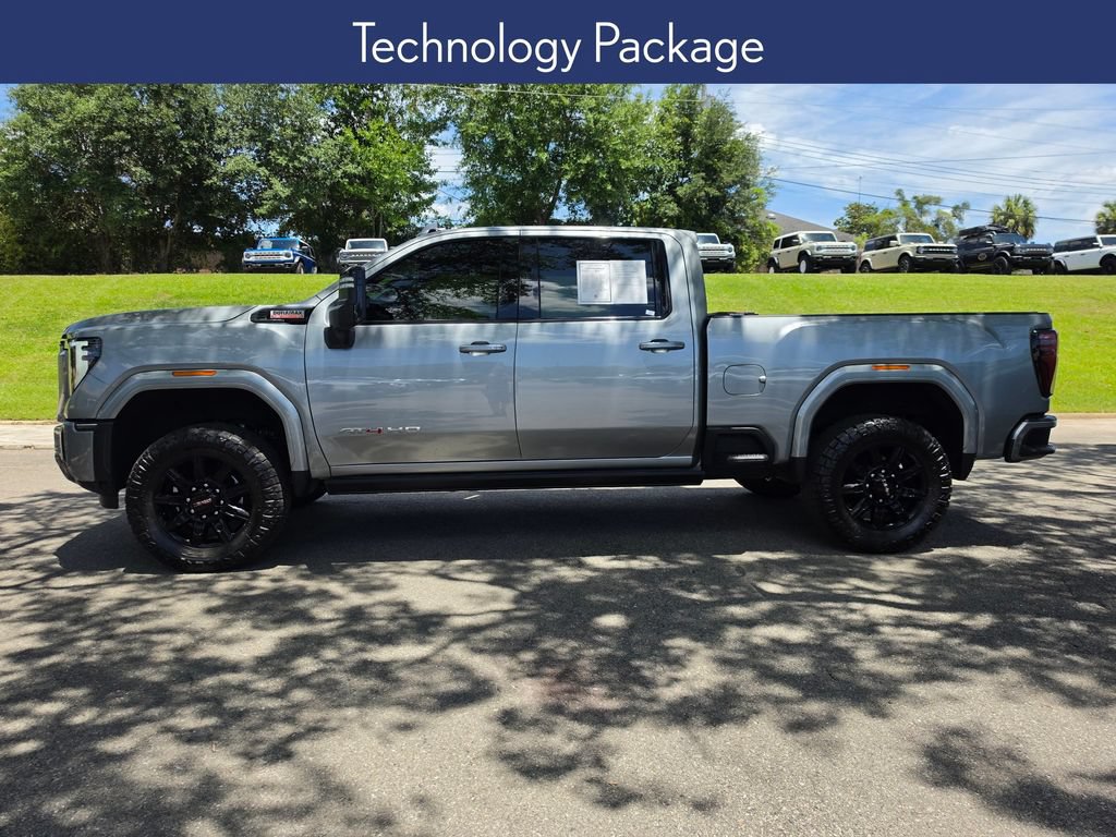 Used 2024 GMC Sierra 2500 AT4 w/ AT4 Premium Plus Package AWD/4WD image 2