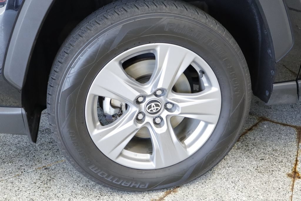 Used 2023 Toyota RAV4 XLE w/ Convenience Package AWD/4WD image 14