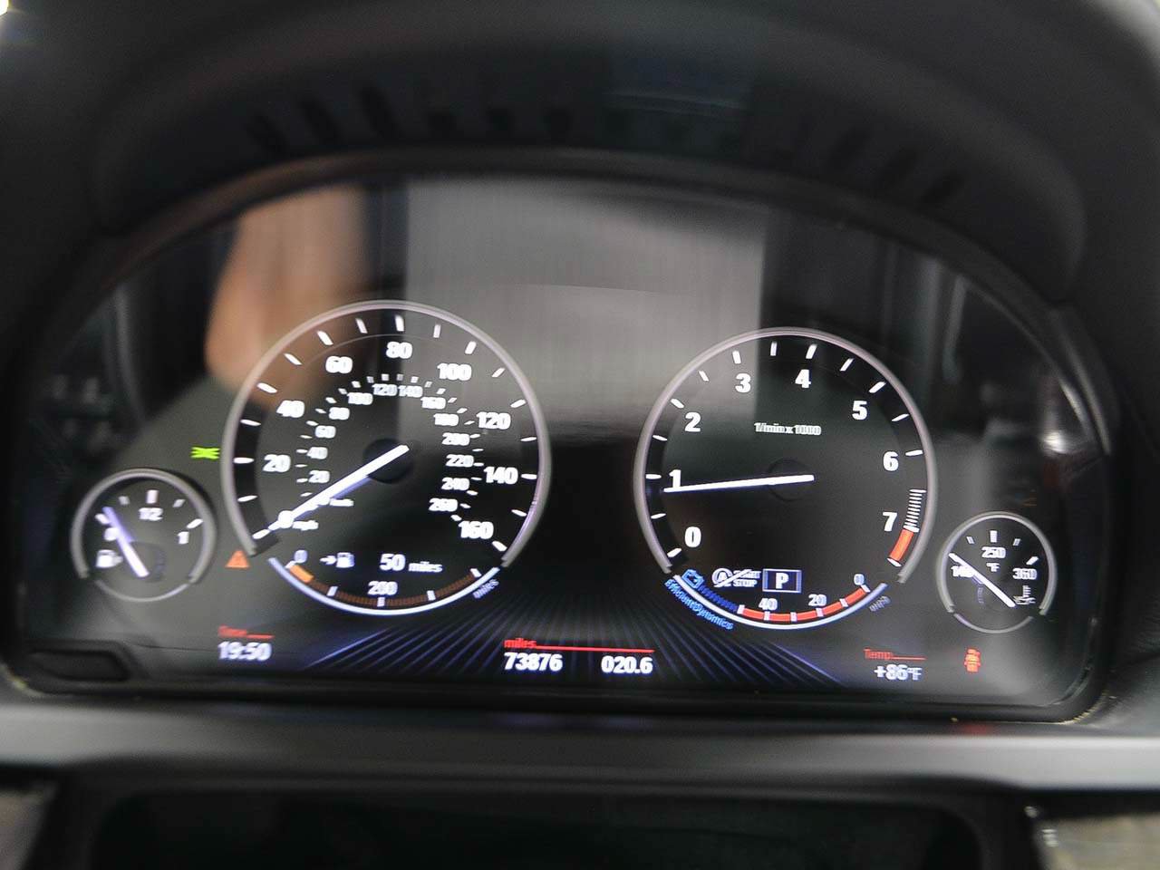 Used 2013 BMW 750i RWD image 15