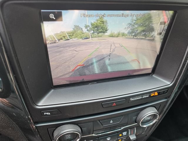 Used 2016 Ford Explorer XLT w/ Equipment Group 202A FWD image 24