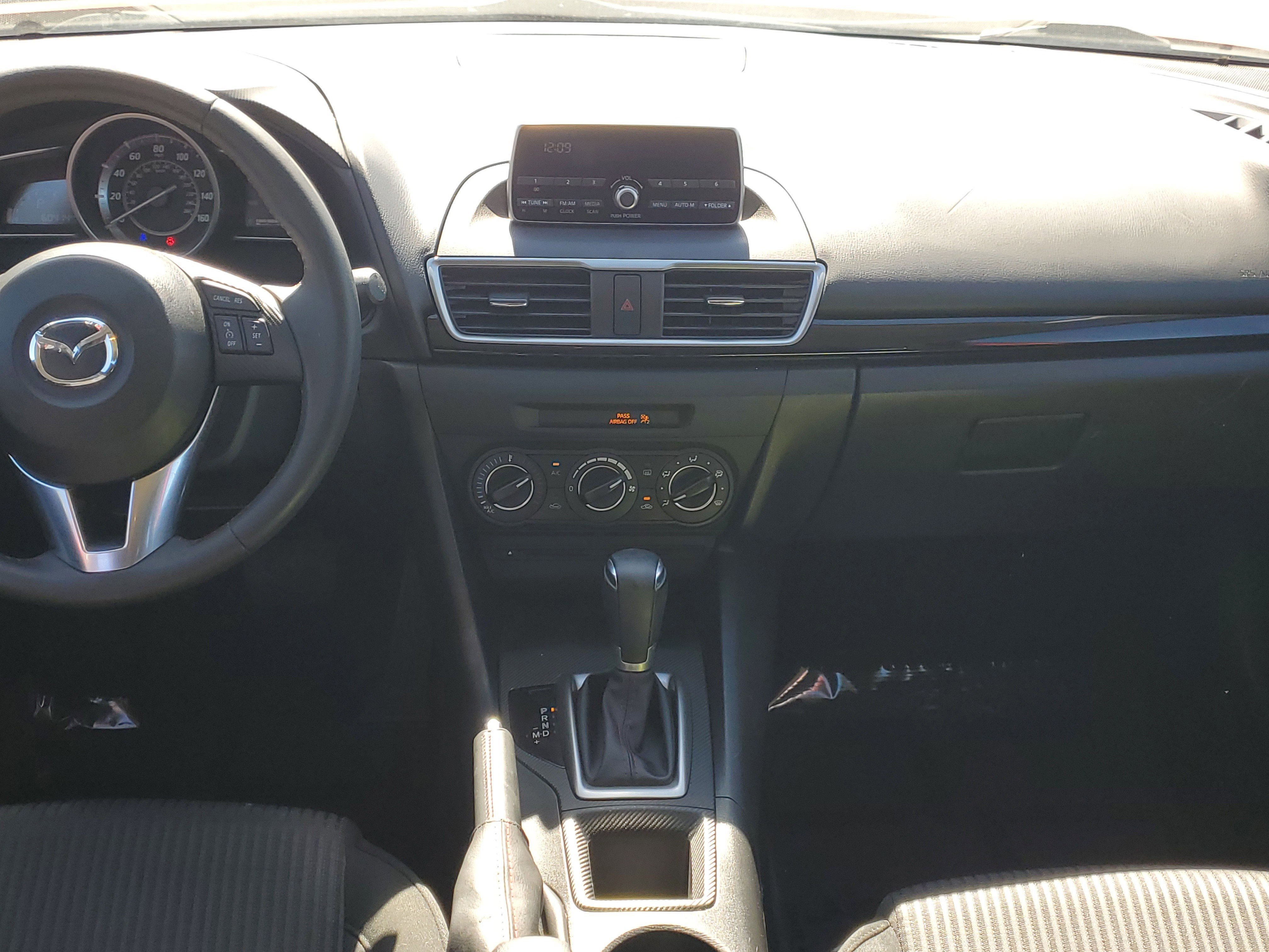 Used 2014 MAZDA MAZDA3 i Touring image 15