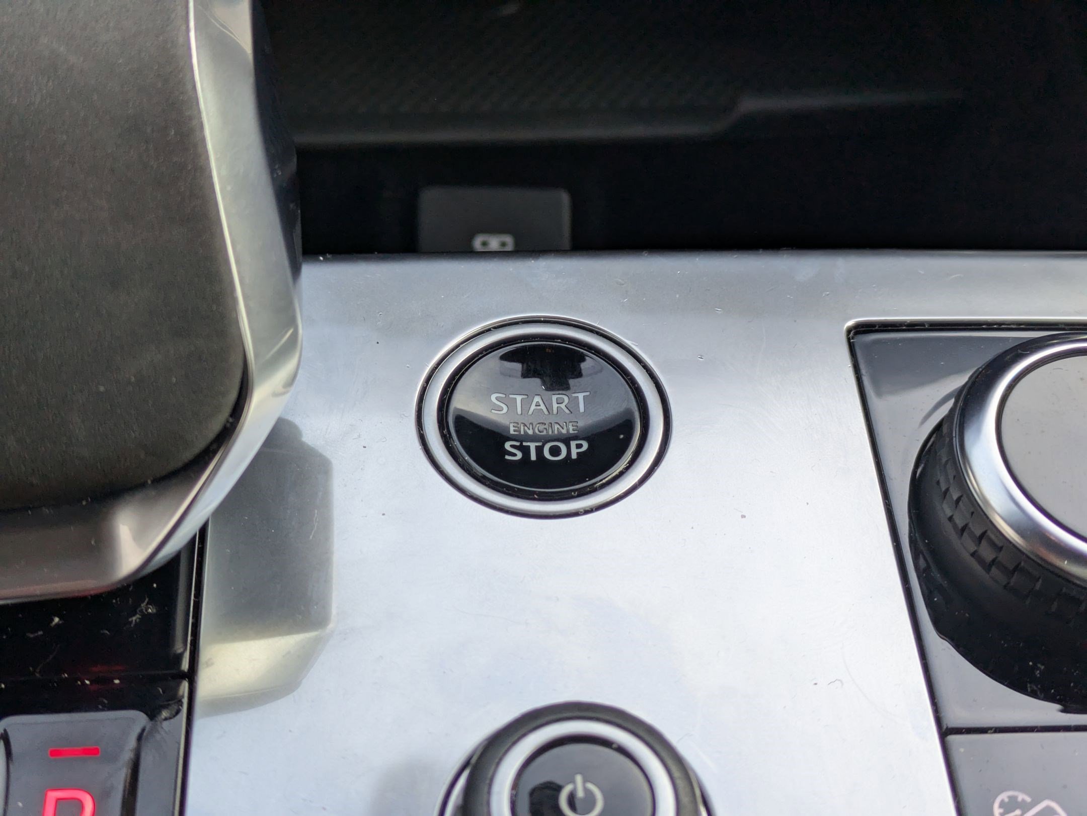 Used 2023 Land Rover Range Rover SE image 19