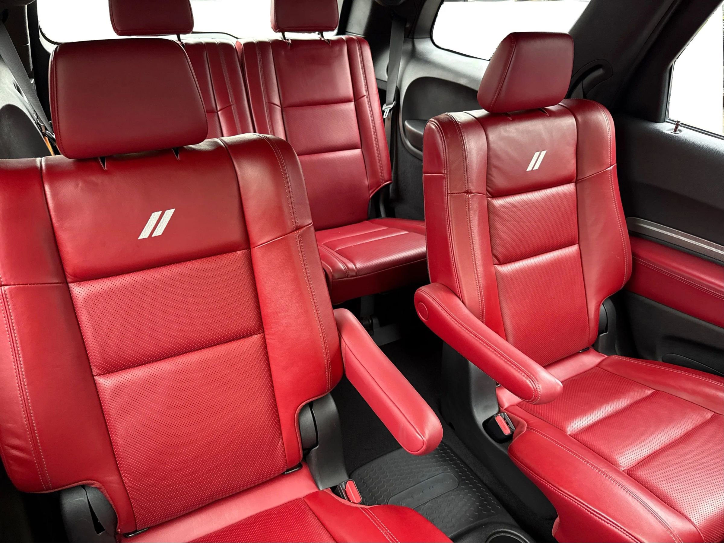 Used 2020 Dodge Durango R/T w/ Technology Group AWD/4WD image 12