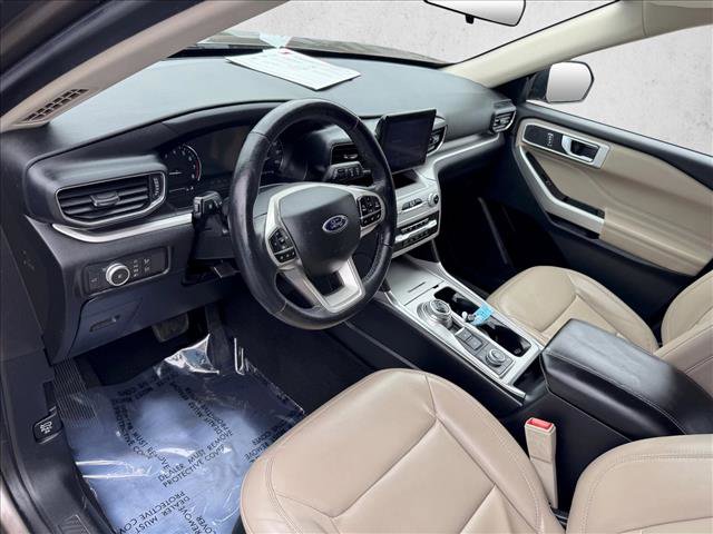 Used 2021 Ford Explorer XLT w/ Equipment Group 202A image 10