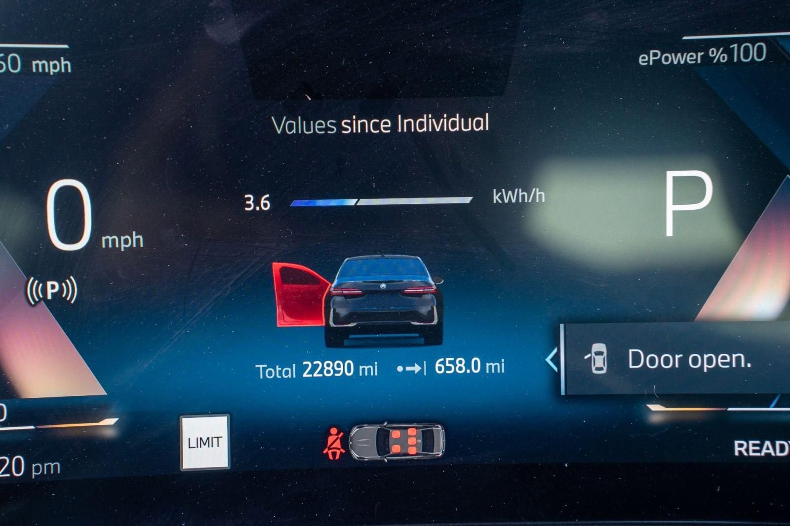 Used 2024 BMW i5 eDrive40i RWD image 35