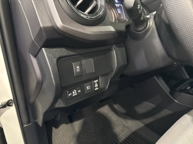 Used 2021 Toyota Tacoma TRD Sport image 17