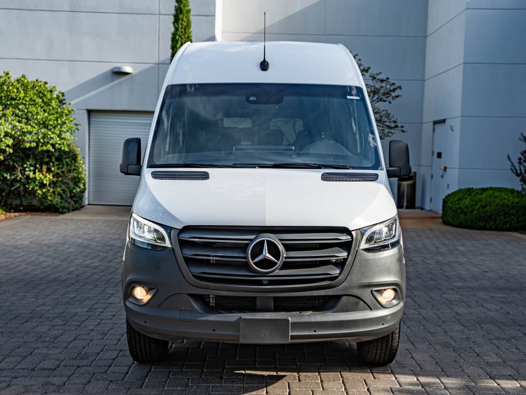 Used 2023 Mercedes-Benz Sprinter 2500 image 2