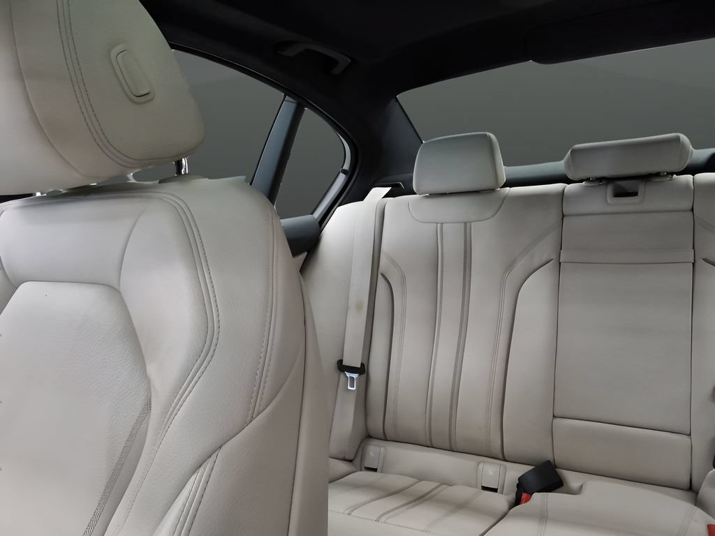 Used 2023 BMW 540i xDrive w/ Executive Package AWD/4WD image 26
