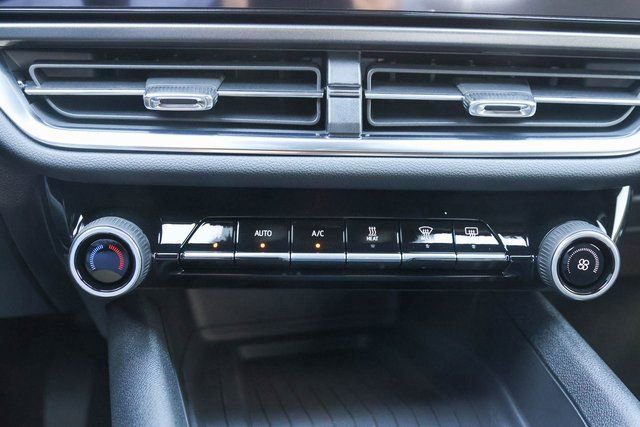 New 2026 Chevrolet Equinox EV LT image 16