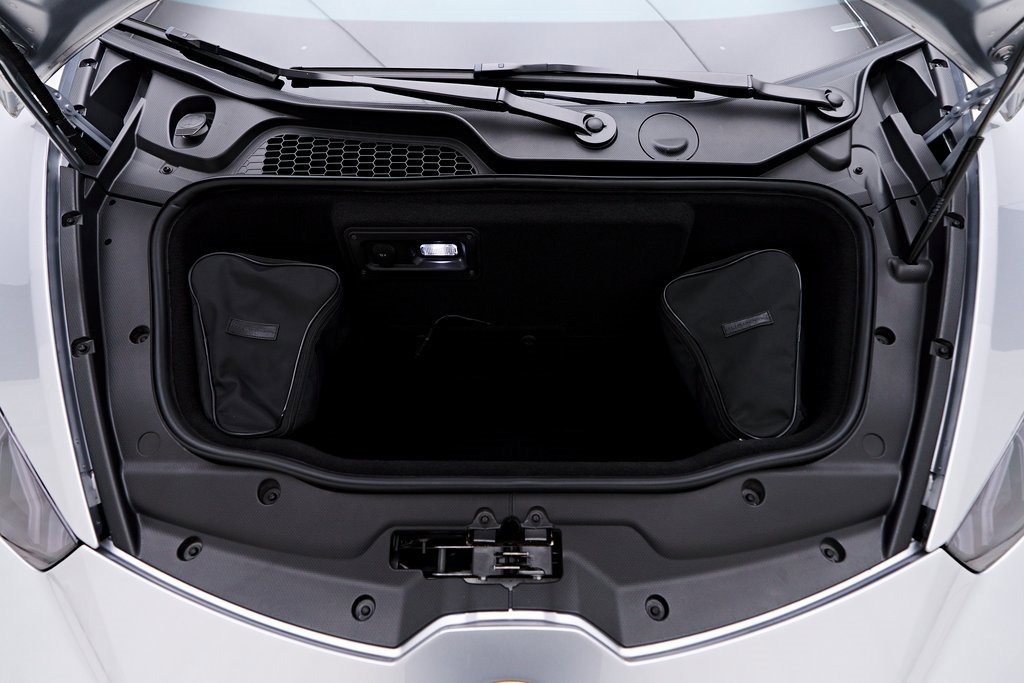 Used 2018 Lamborghini Huracan Performante image 21