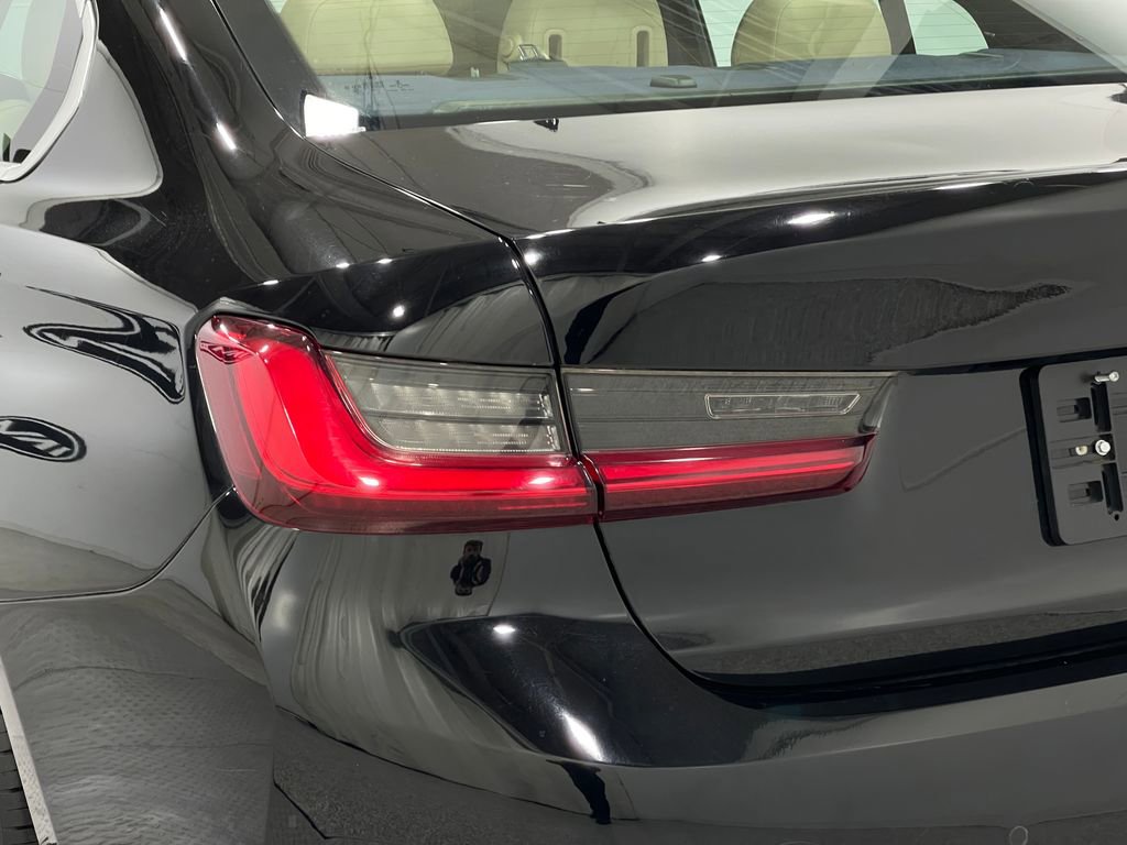 Used 2020 BMW 330i Sedan w/ Convenience Package image 33