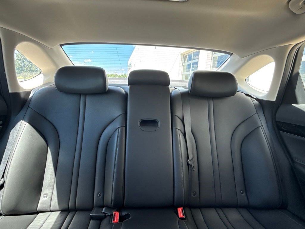 Used 2021 Genesis G80 2.5T AWD/4WD image 9