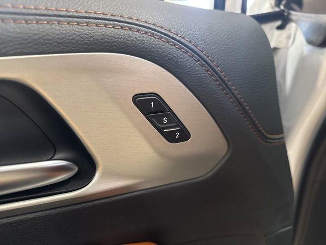 New 2026 Chrysler Pacifica Pinnacle image 10