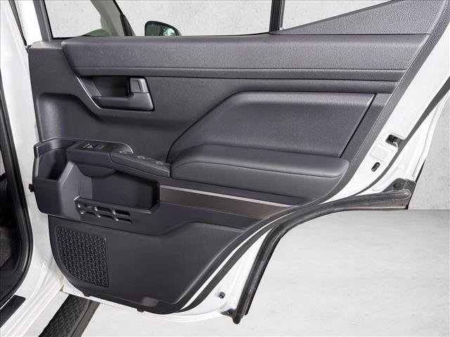 Used 2025 Toyota 4Runner SR5 AWD/4WD image 16
