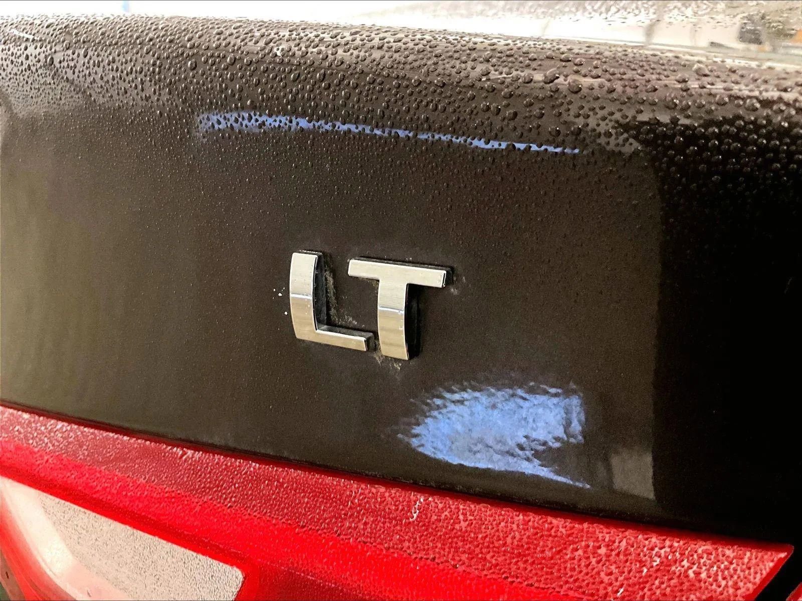 Used 2016 Chevrolet Malibu LT FWD image 13